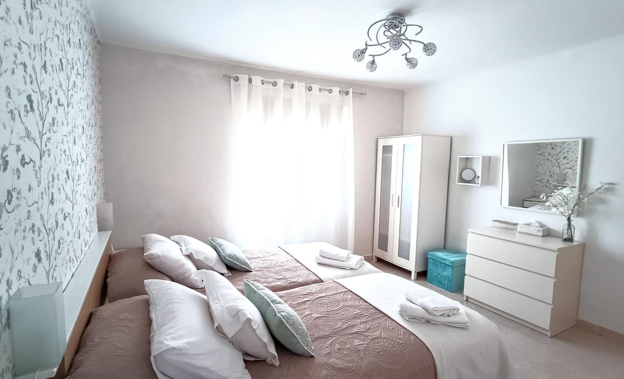 Center Santa Cruz, Alojamiento Centrico Con Gran Terraza, Cocina , Salon Y Banos, Todo Privado Luaran gambar