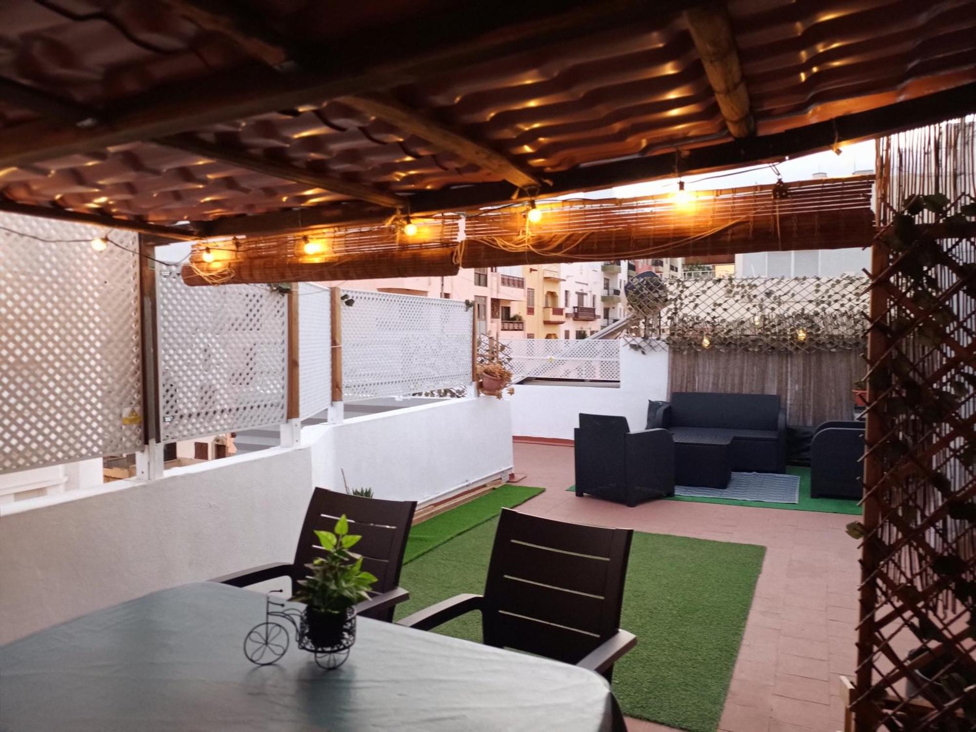 Center Santa Cruz, Alojamiento Centrico Con Gran Terraza, Cocina , Salon Y Banos, Todo Privado Luaran gambar
